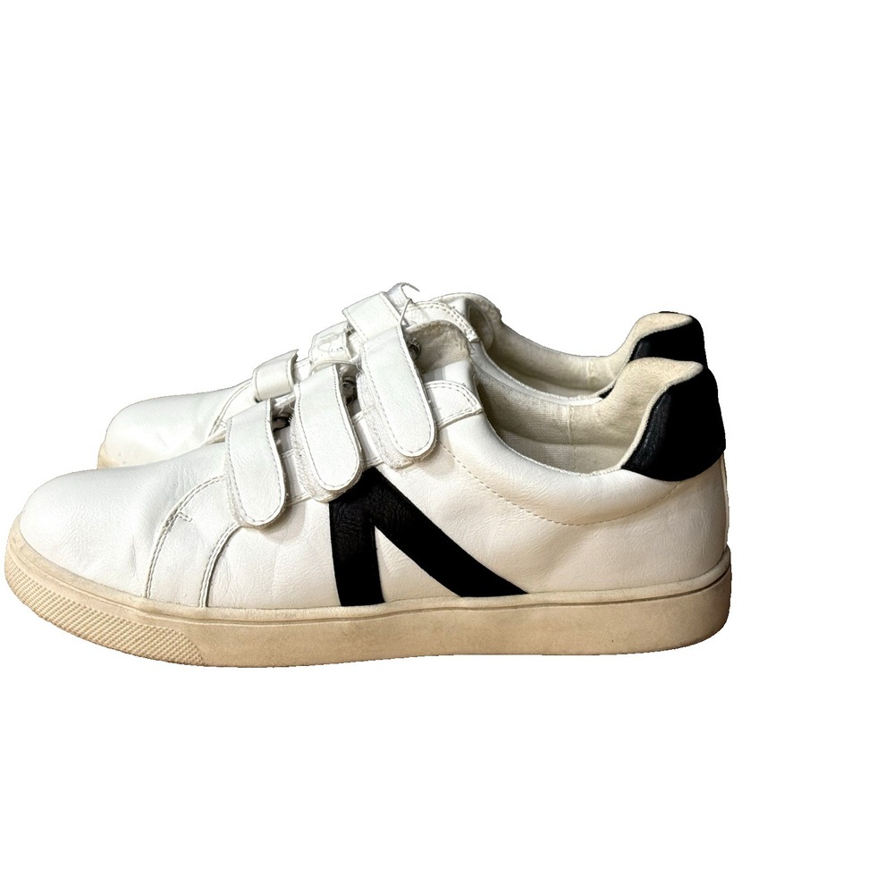 Mia Women's Izzie Casual Sneakers, White/Black 9M US, kicks, casual shoe